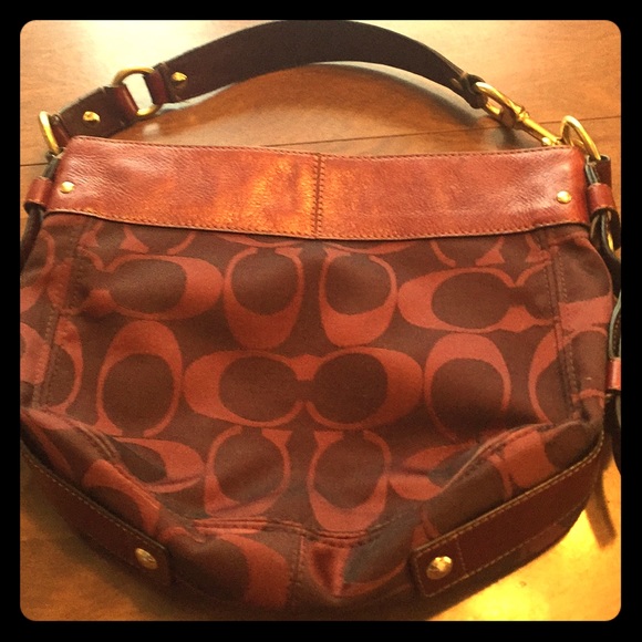 Coach Handbags - Coach maroon purse